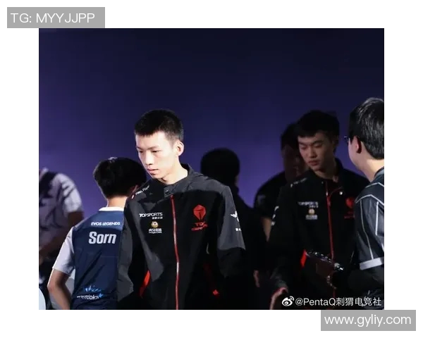 重庆网球队在洲际杯中的灵活性表现引发热议展现出卓越的竞技水平与团队协作